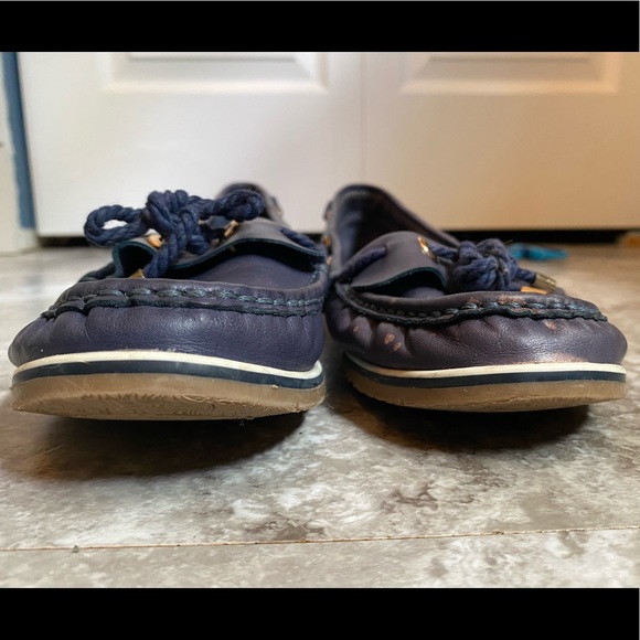 ‘Tis the season to go on the boat with the perfect ALDO sea loafers! Dark Blue! - Picture 3 of 7